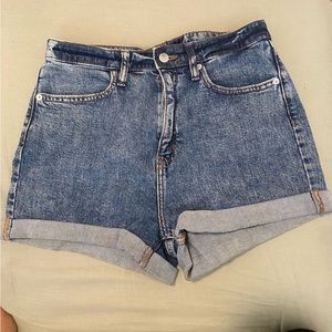 High waisted wild fable denim shorts size 8